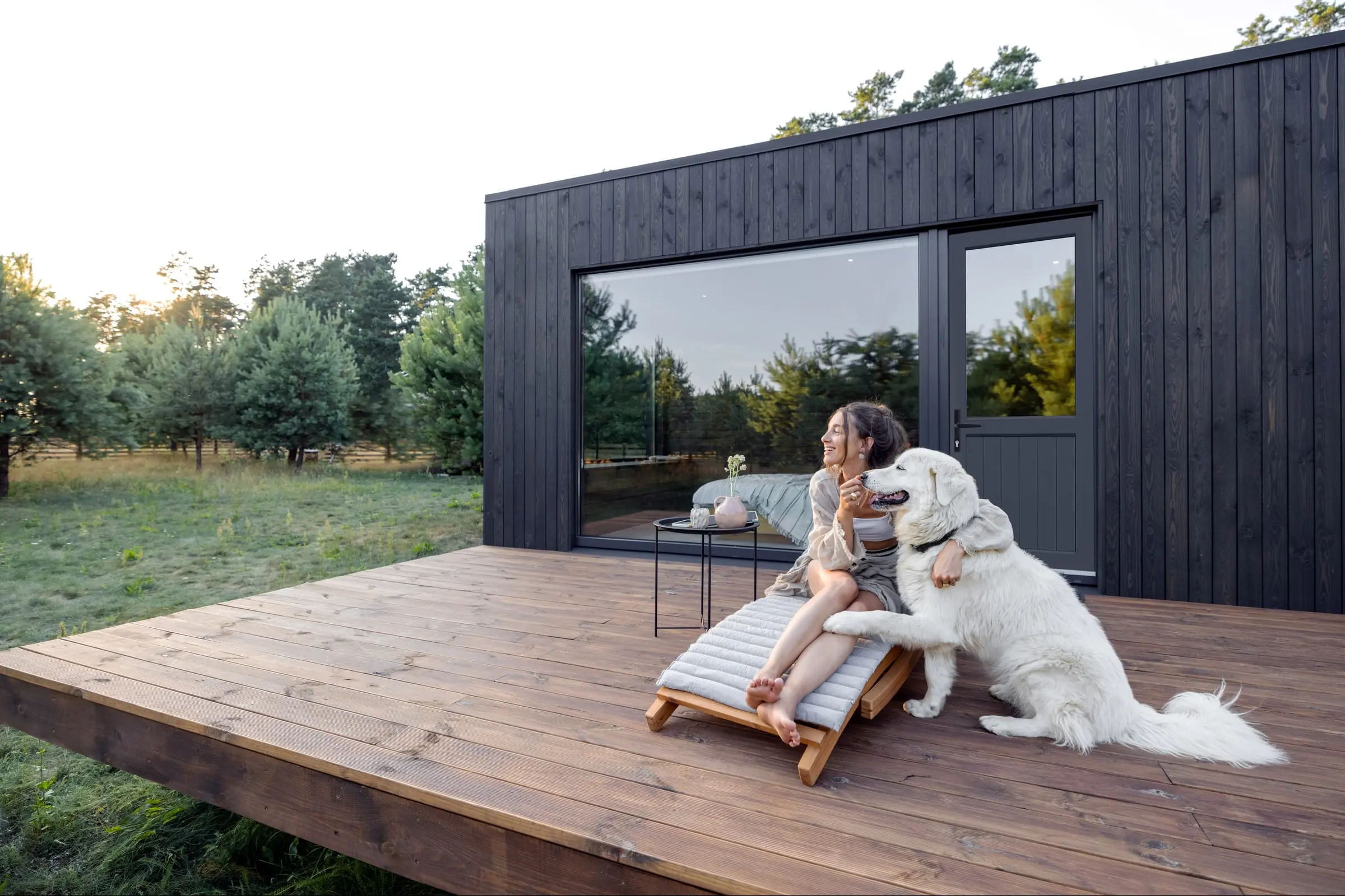 Elite VJ XE11 on a deck-side cabin, Hume Doors & Timber and Zanda range supplied by Integrity